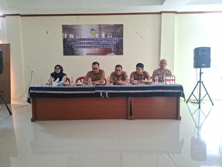 Tim Kecamatan Kunjungi Jatihurip: Pembinaan Administrasi, Evaluasi BUMDes & Pembangunan Dilaksanakan